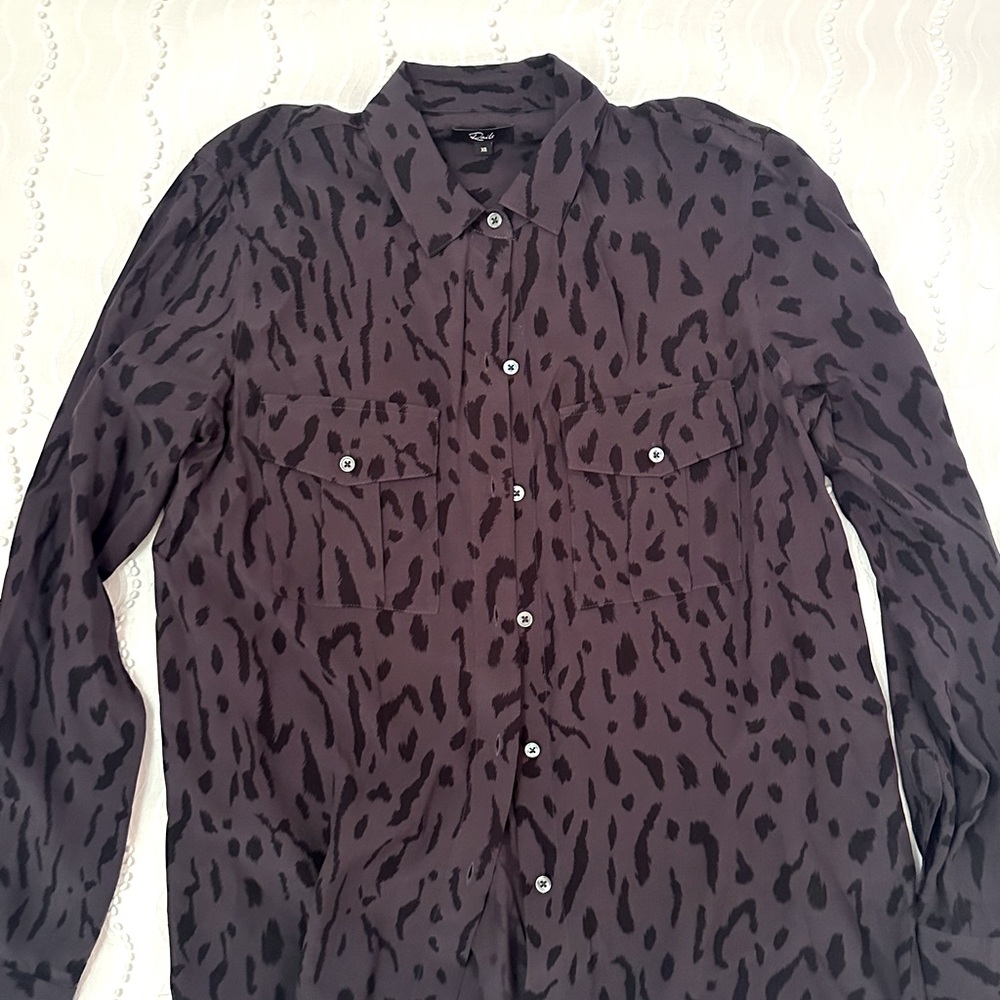 Rails brand women’s button down top, black and gray color